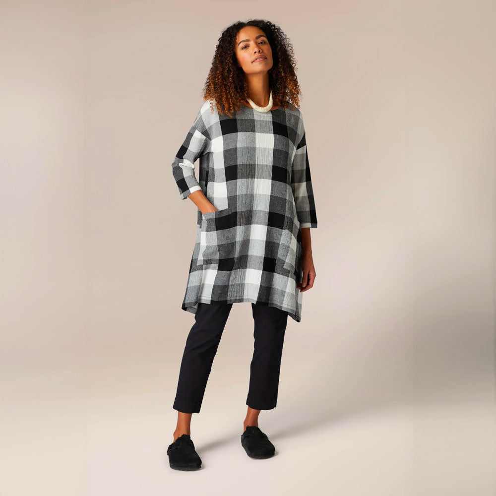 Sahara Crinkle Grid Check Tunic Black/White 1